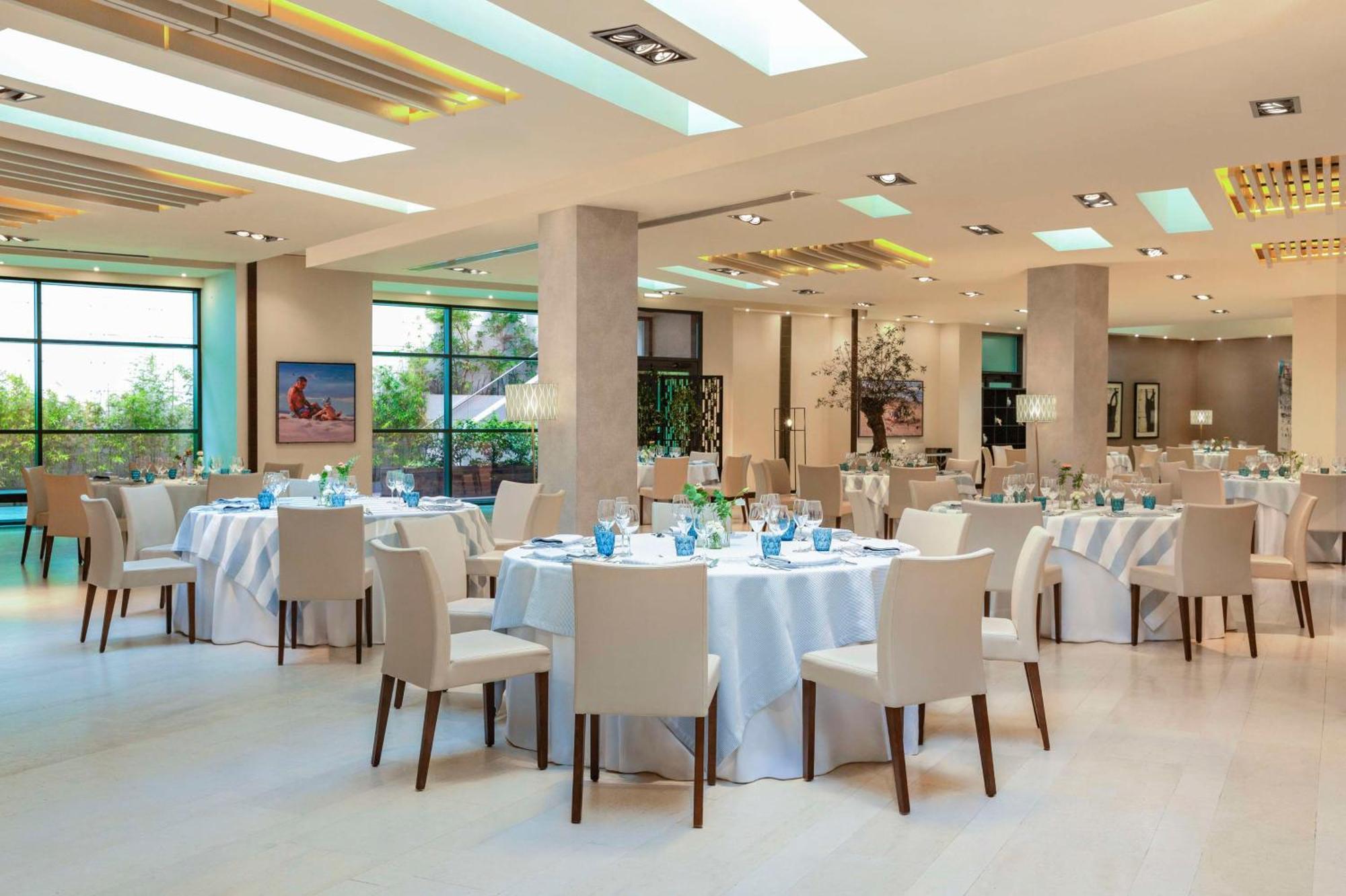 Nh Gijon Hotel Luaran gambar