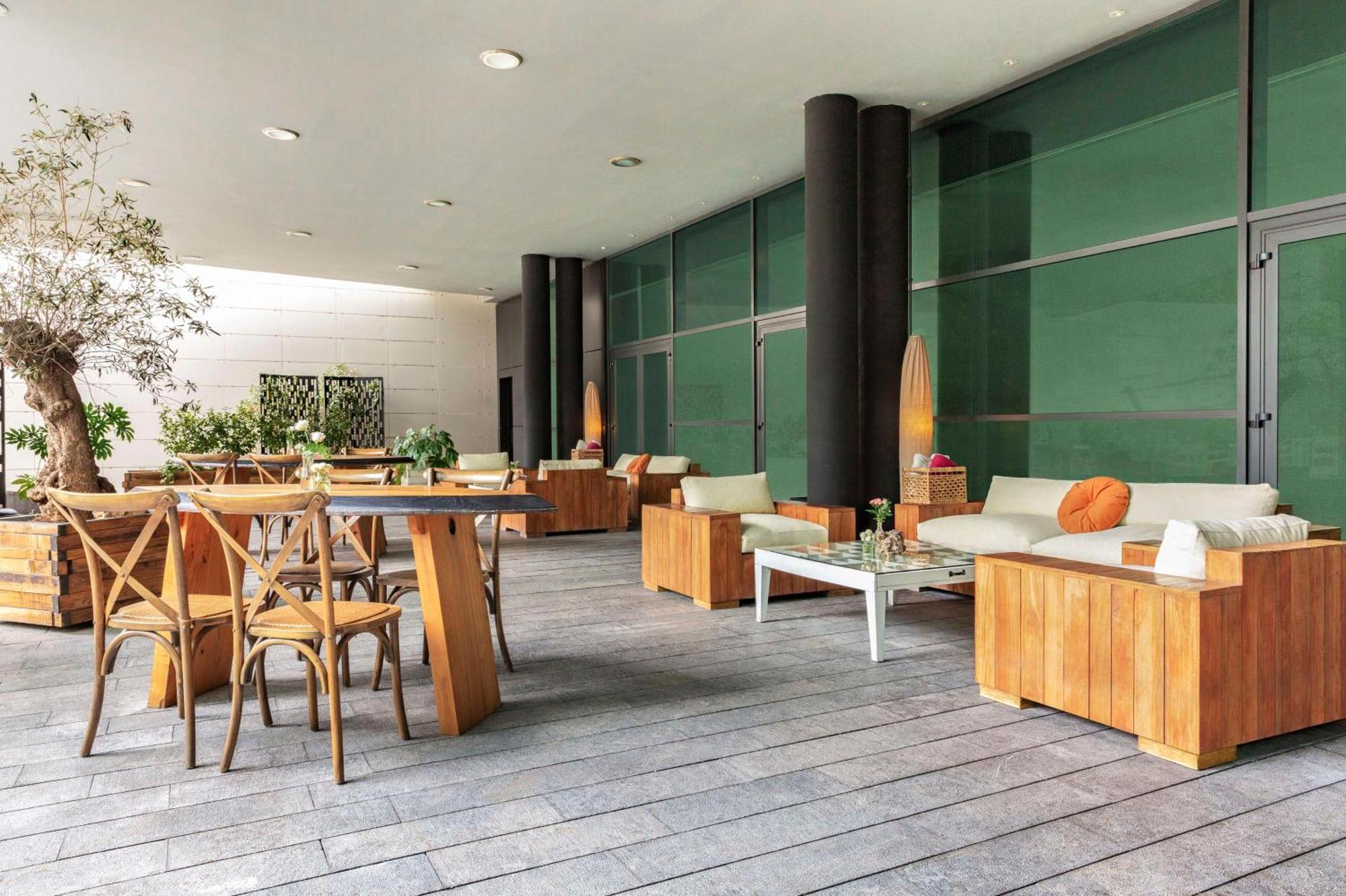 Nh Gijon Hotel Luaran gambar